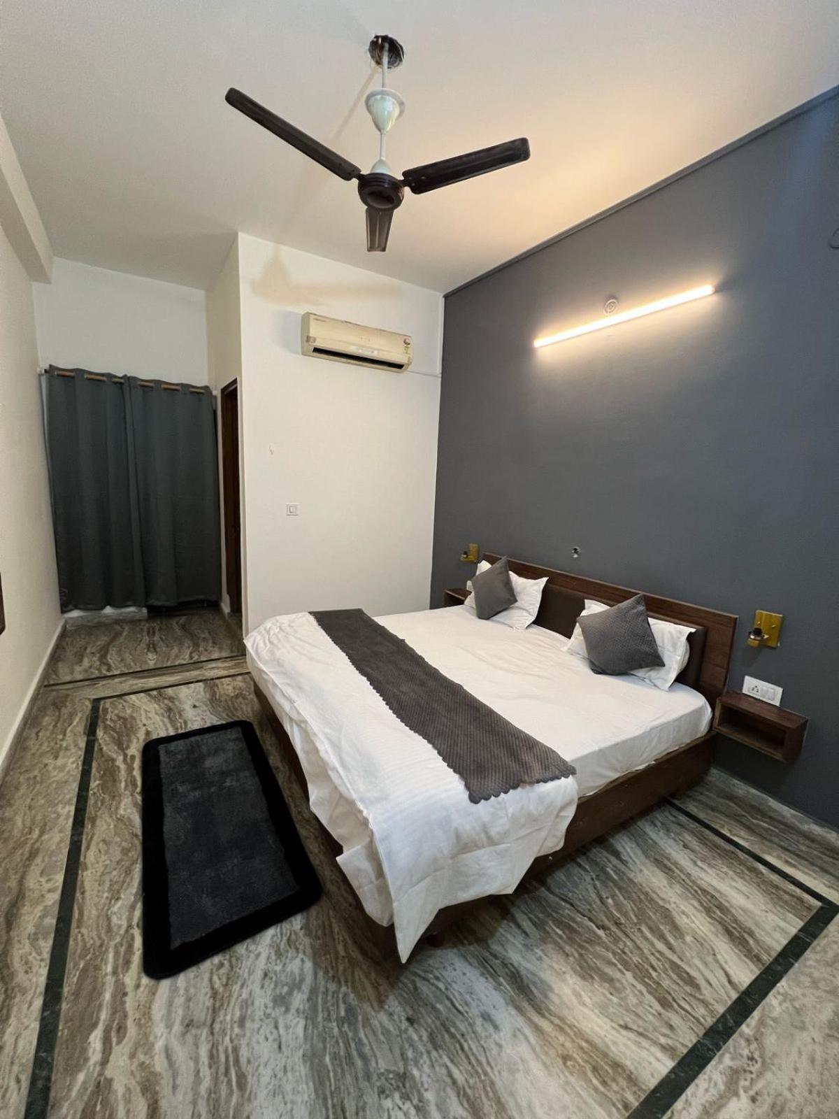 Unplan Hostel Rishīkesh 外观 照片